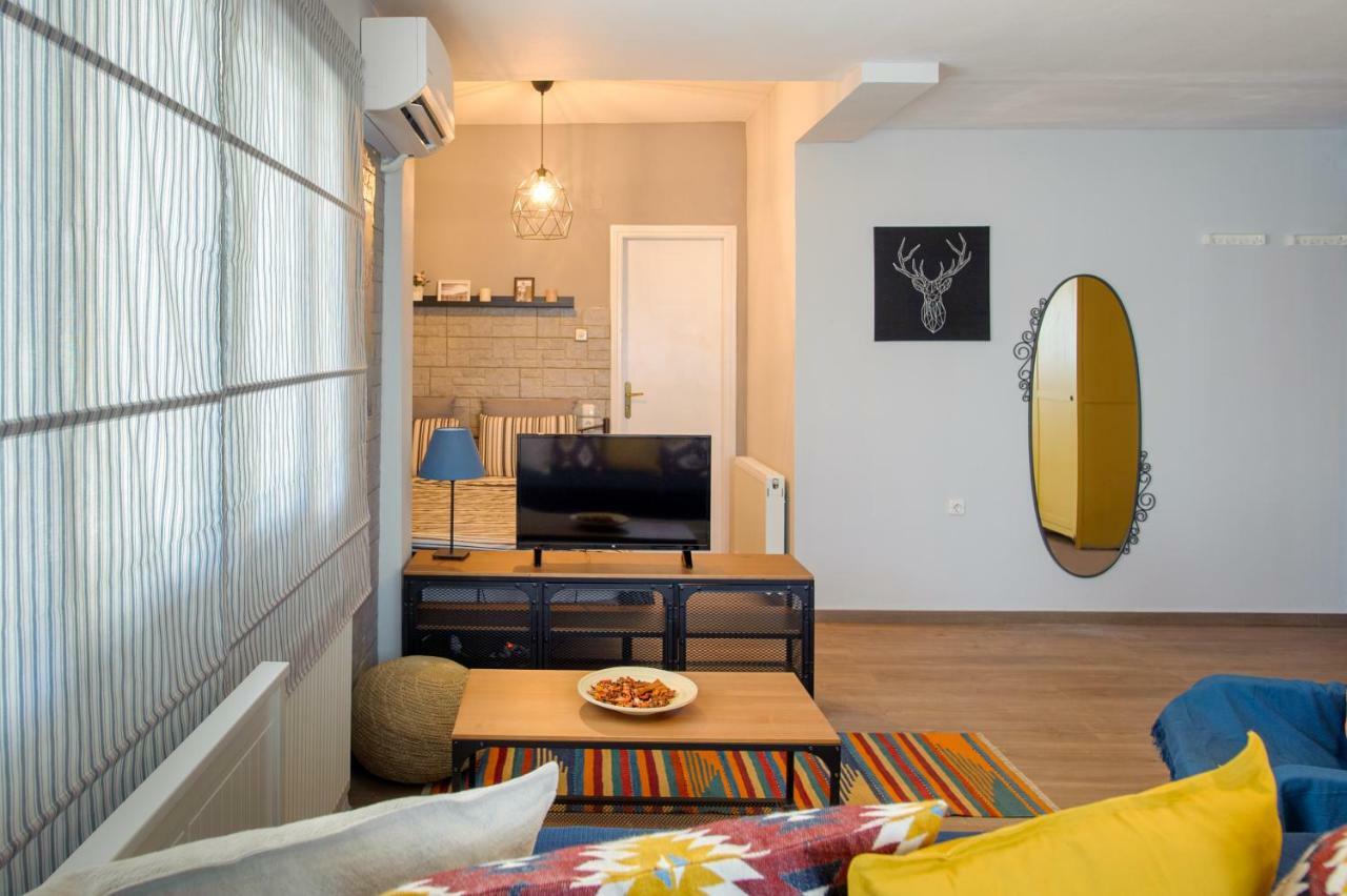 La Casa - Traditionally Elegant Apt 38M2 W Prk Grd Ioannina Exterior photo
